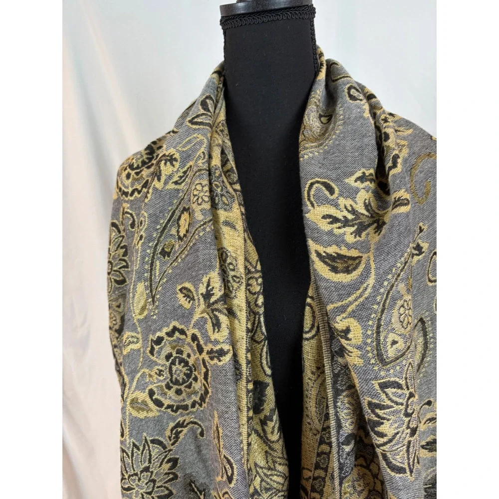 Grey Gold Paisley Floral Metallic Woven Fringe Wrap Scarf Shawl UB153101 OS